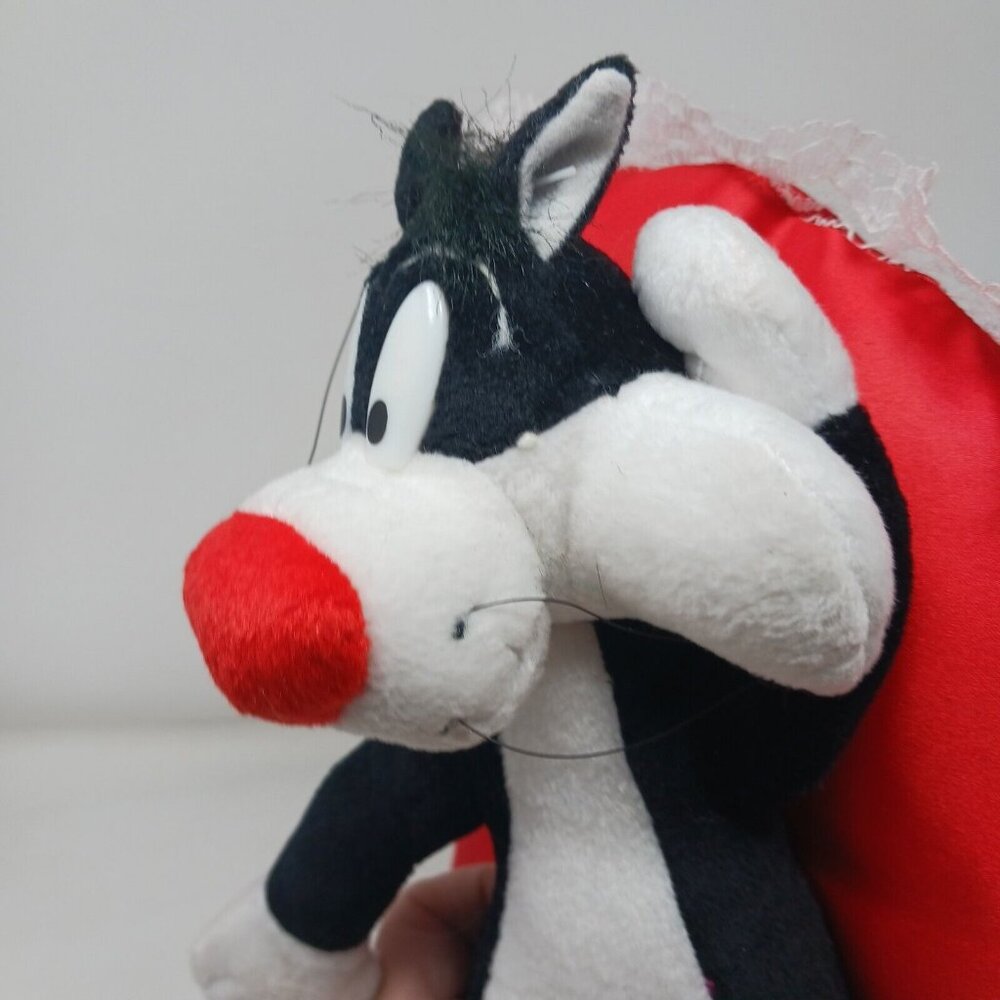 Looney Tunes Sylvester Plush Toy With Red Heart Pillow & Lace Trim VTG #S-1 - Picture 11 of 12